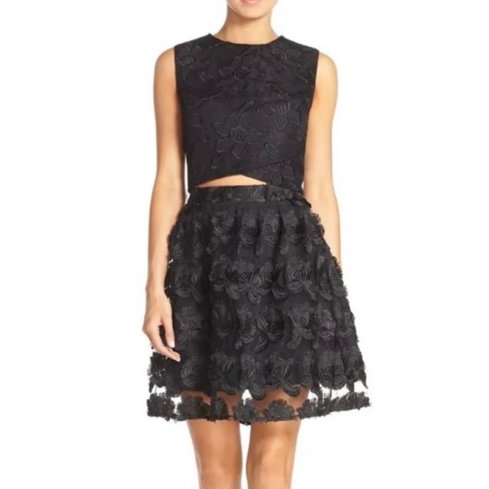 ALI & JAY Black Floral Appliqué Two-Piece Skirt Set